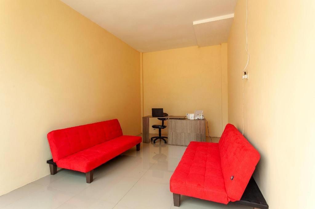 Richmond Guest House Cirebon Redpartner Exterior photo
